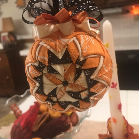 🍁Handcrafted Ornament🍁 - Picture 2 of 3